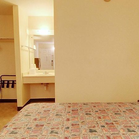 Americas Best Value Inn And Suites Карбондейл Екстериор снимка