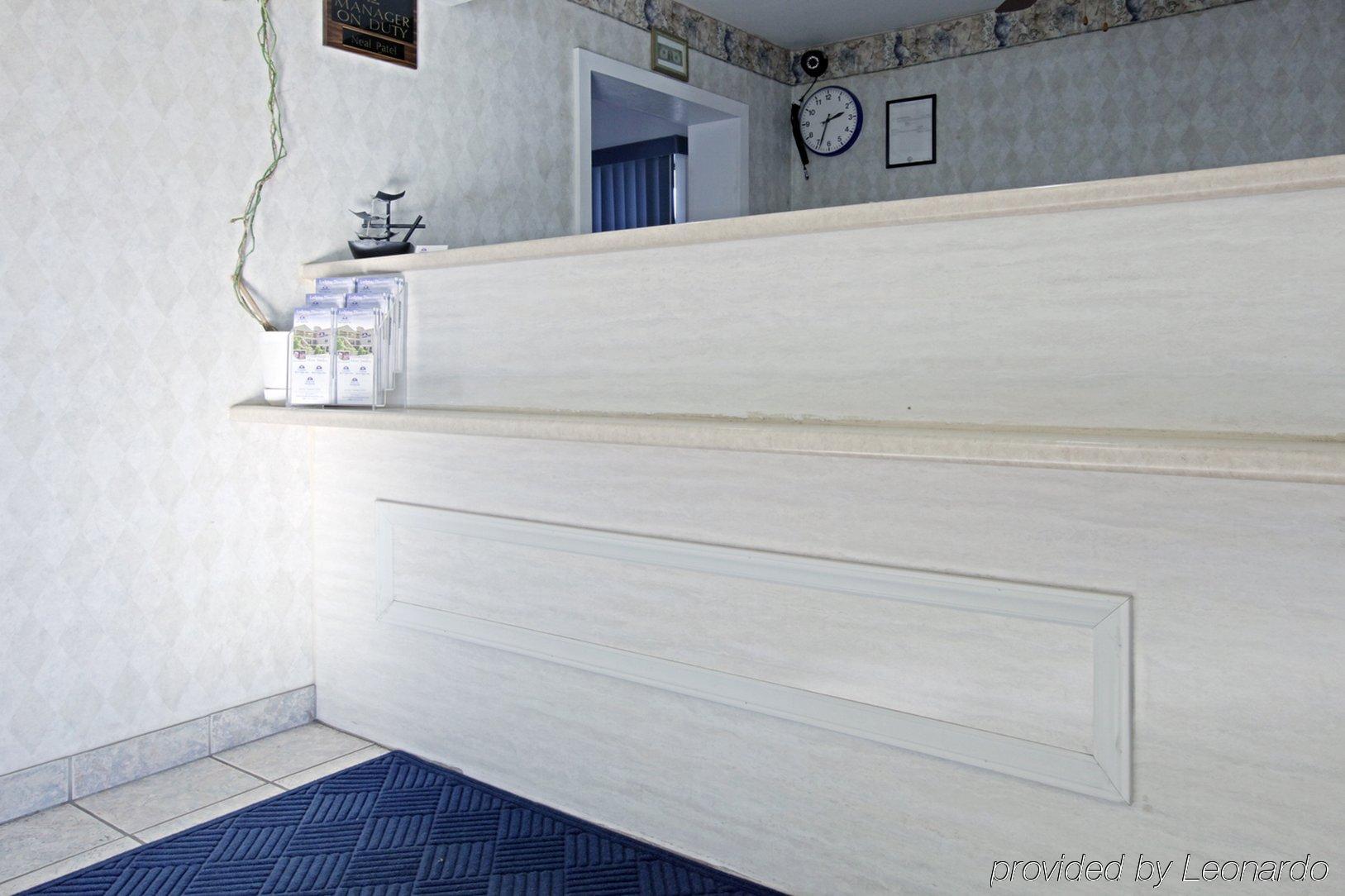 Americas Best Value Inn And Suites Карбондейл Интериор снимка