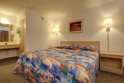 Americas Best Value Inn And Suites Карбондейл Стая снимка